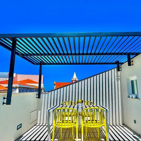 Central Tiled Apartment Aveiro Buitenkant foto