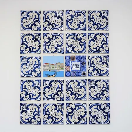 Central Tiled Apartment Aveiro Buitenkant foto